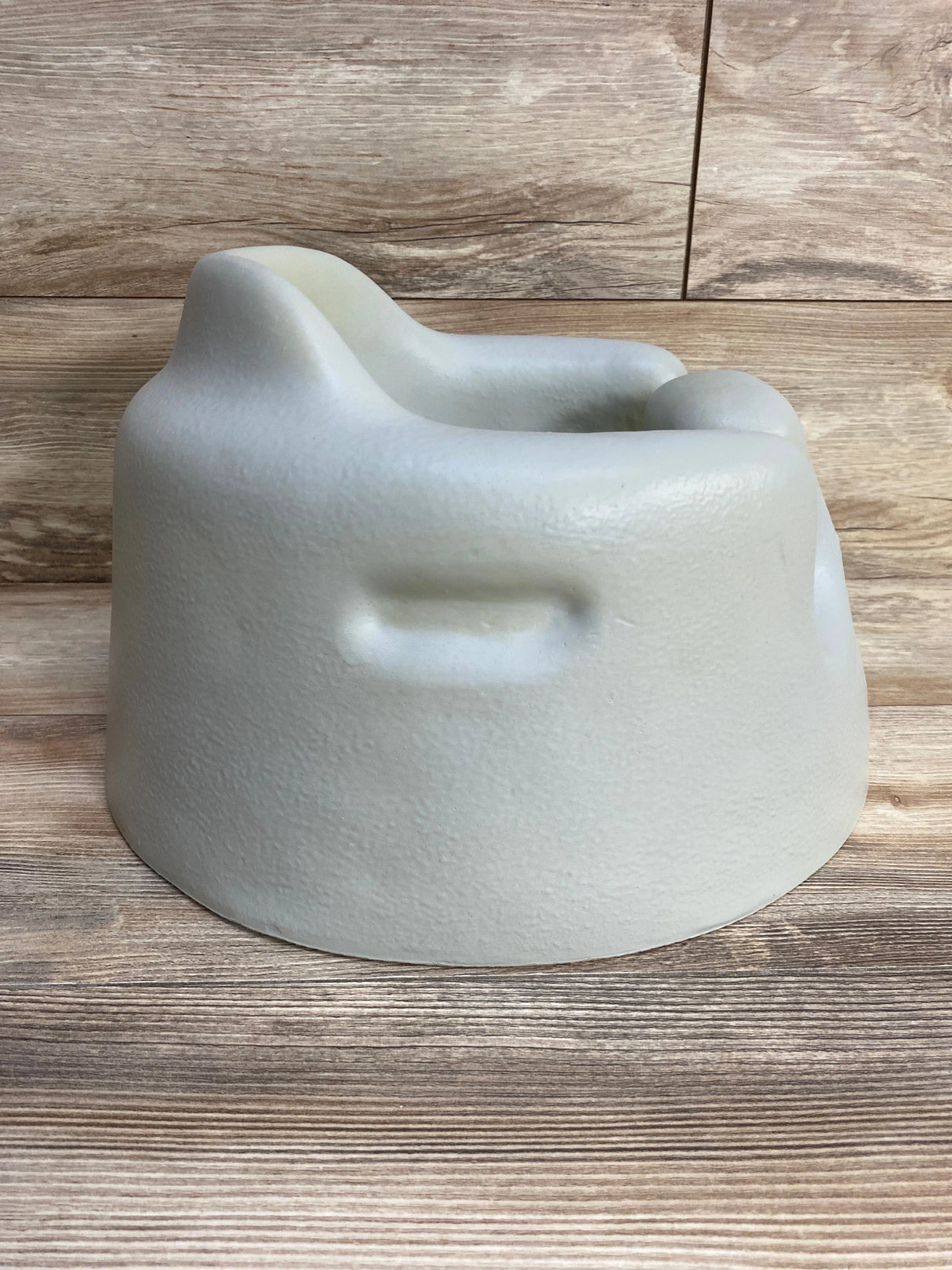 Bumbo Floor Seat in Grey