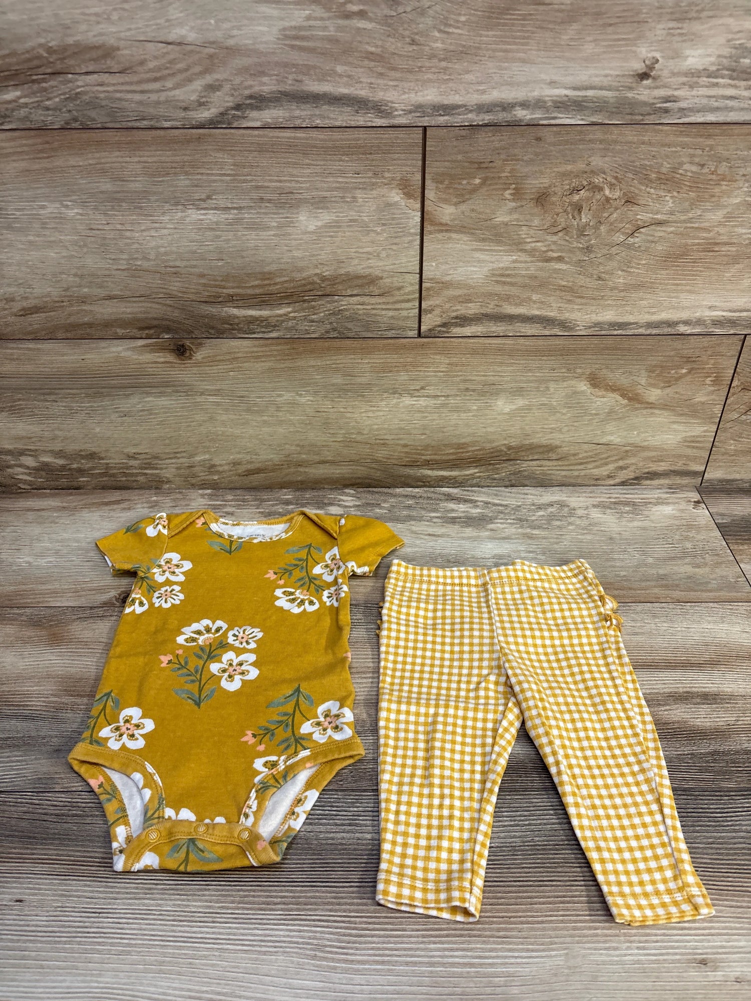 Carter's 2pc Floral Bodysuit & Pants Set Yellow sz 9m