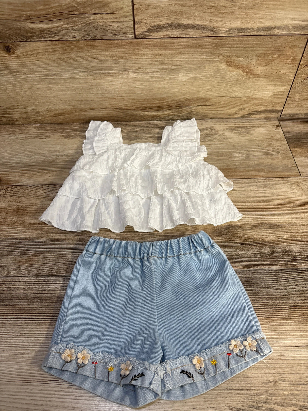 Shein 2pc Ruffle Shirt & Floral Shorts White sz 3-6m