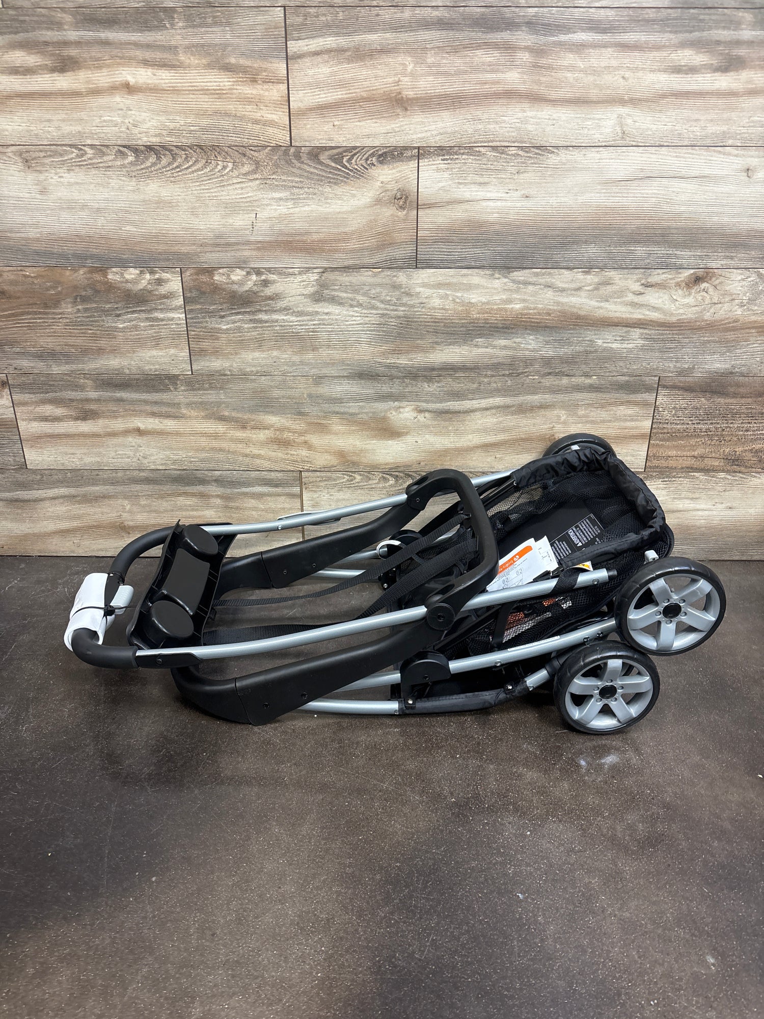 NEW Baby Trend Snap-N-Go EX Universal Infant Car Seat Carrier