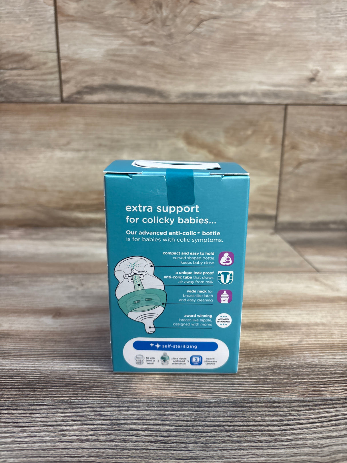 NEW Tommee Tippee Advanced Anti Colic Bottle with 2 Nipples 5oz