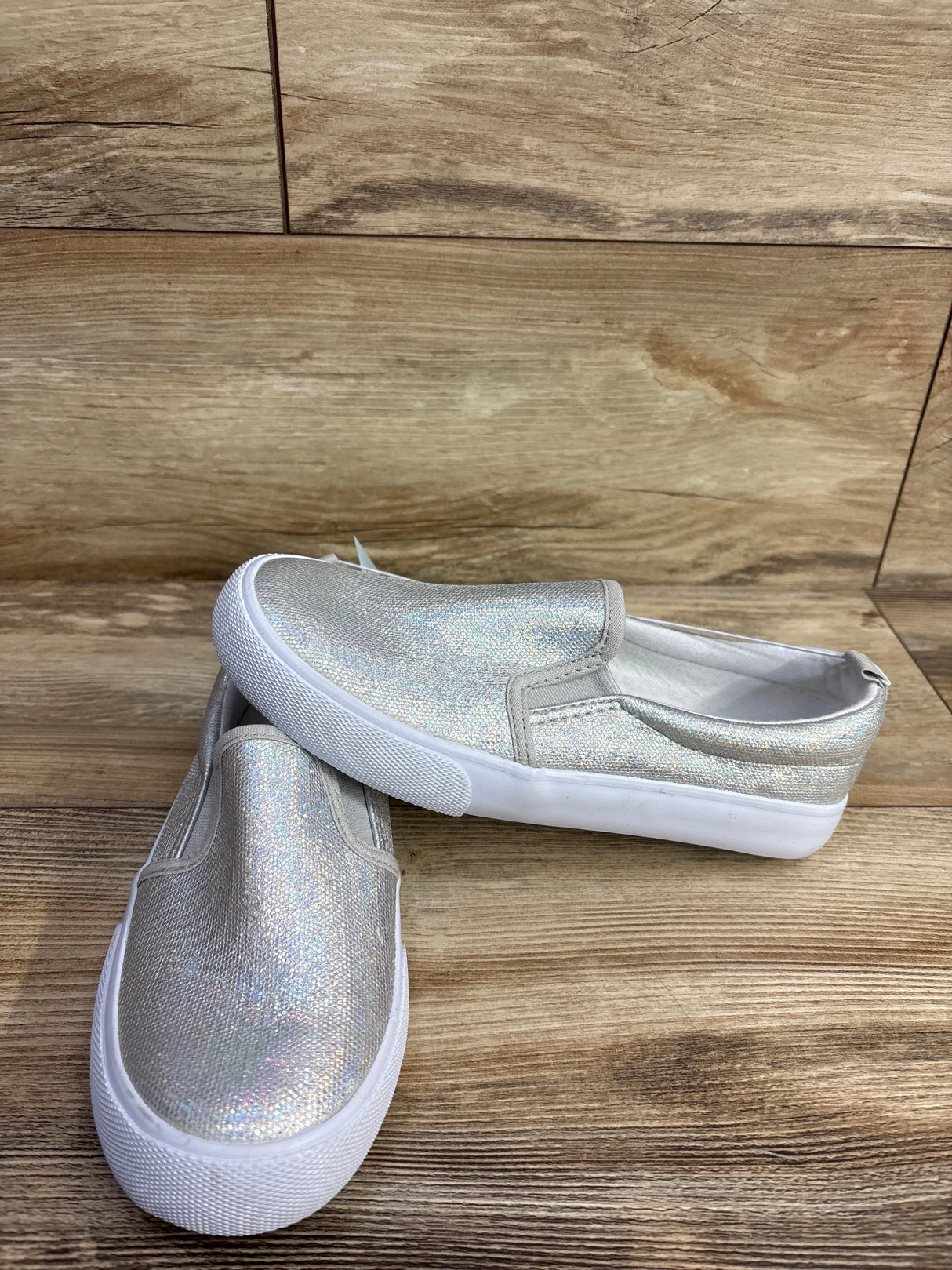 NEW Cat & Jack Allison Casual Sneakers Grey sz 4Y