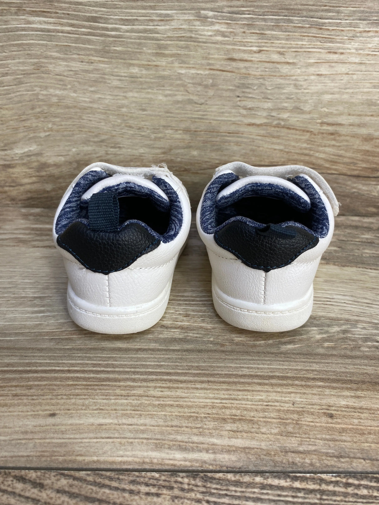 Carter's Every Step First Walker Kyle Casual Sneakers White sz 2.5c