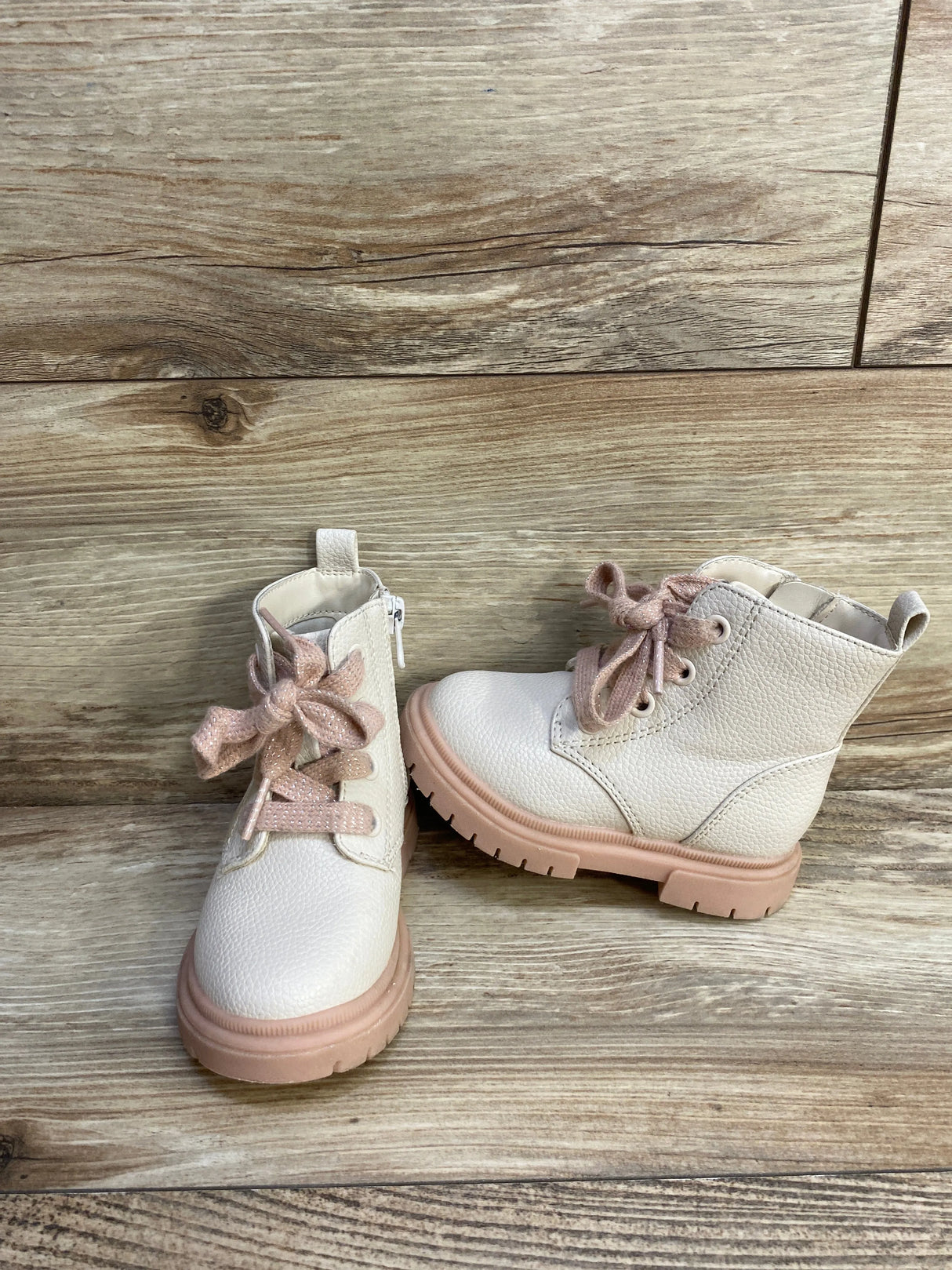 Cat & Jack Amaya Lace-Up Combat Boots Cream/Pink sz 6c