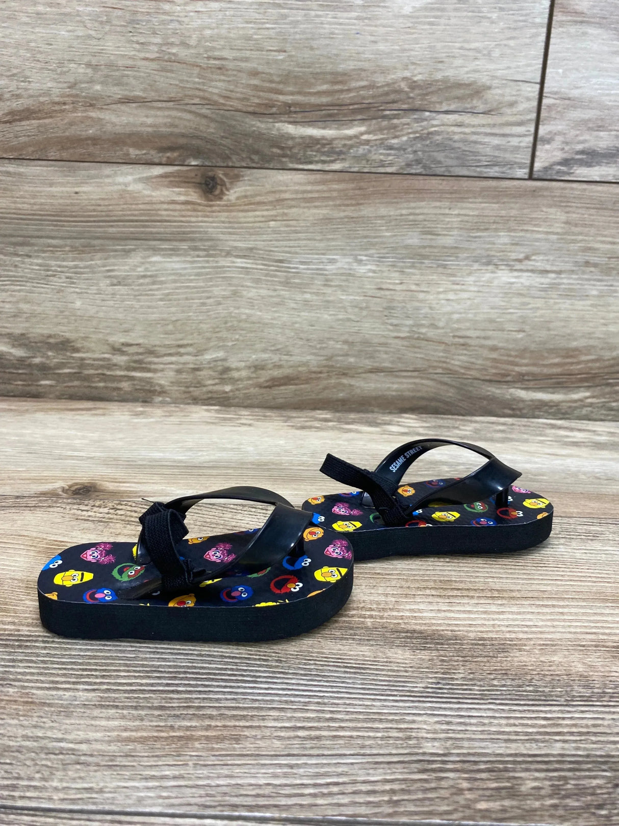 Sesame Street Flip-Flops Black sz 3c