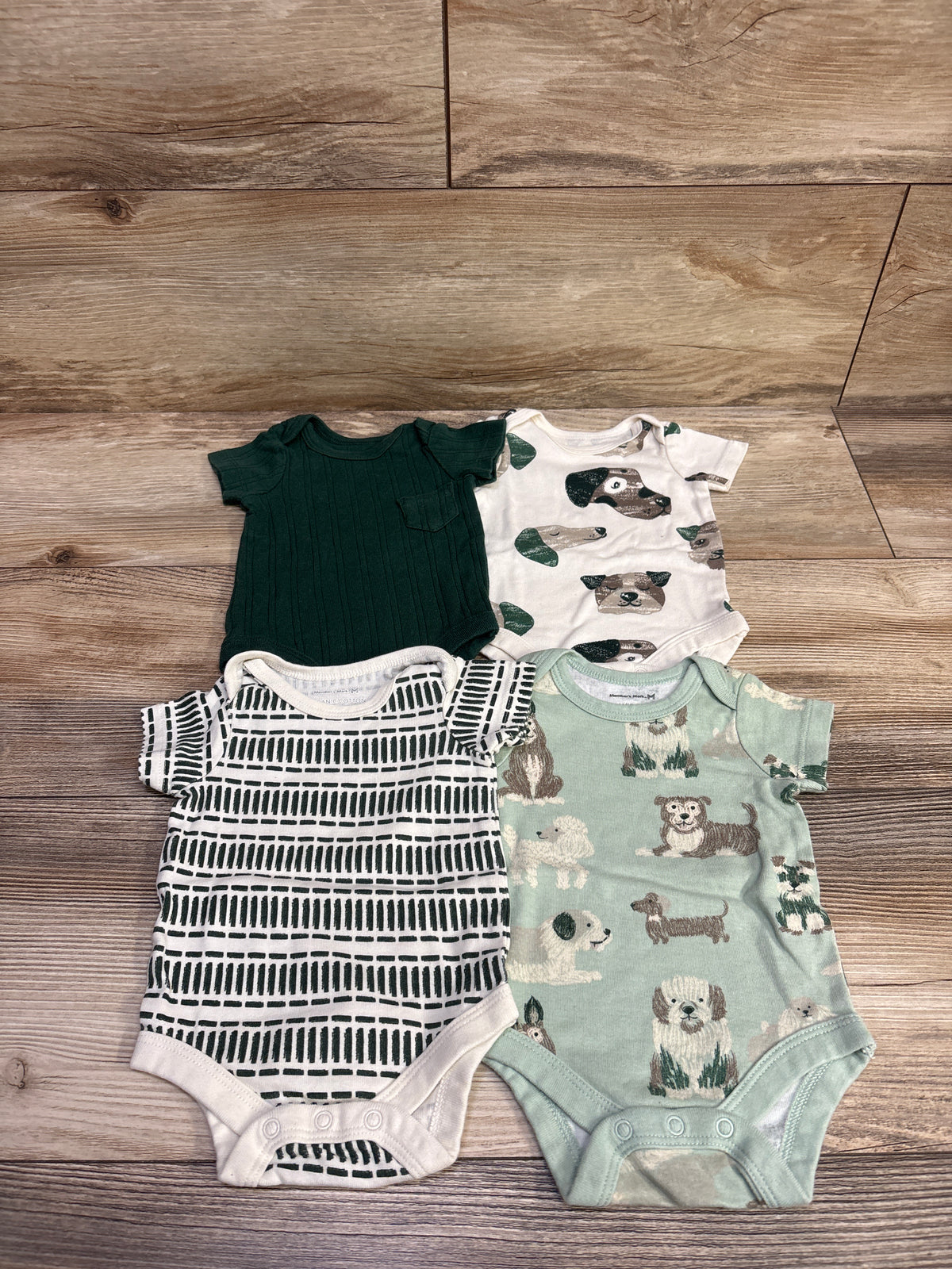 Member's Mark 4pk Organic Bodysuits Green sz Newborn
