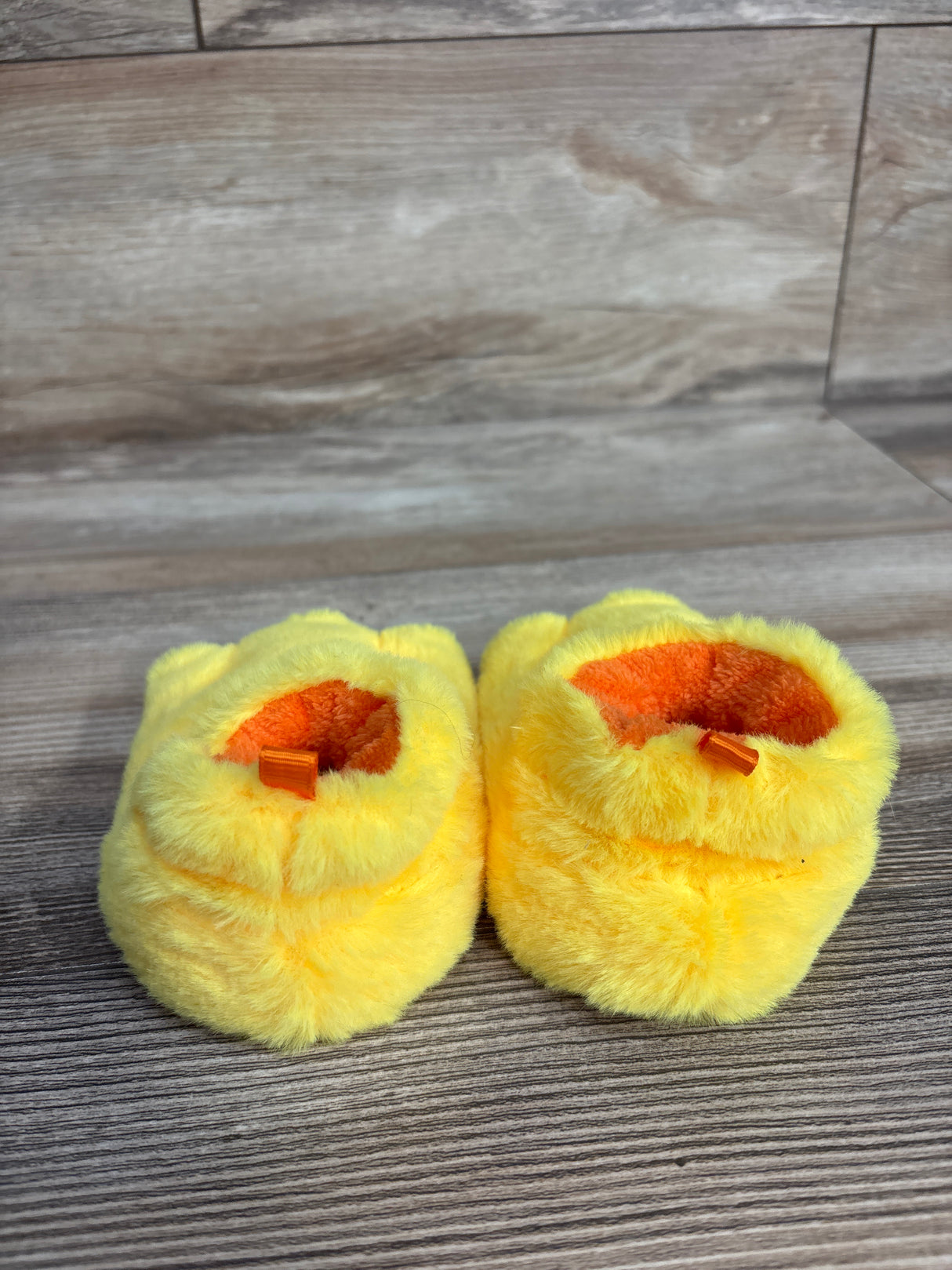 Wonder Nation Duck Feet Slipper Yellow sz 4c