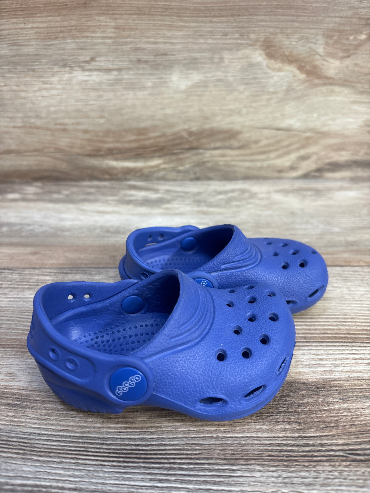 Jibbitz by Crocs Classic Clog Blue sz 4/5c