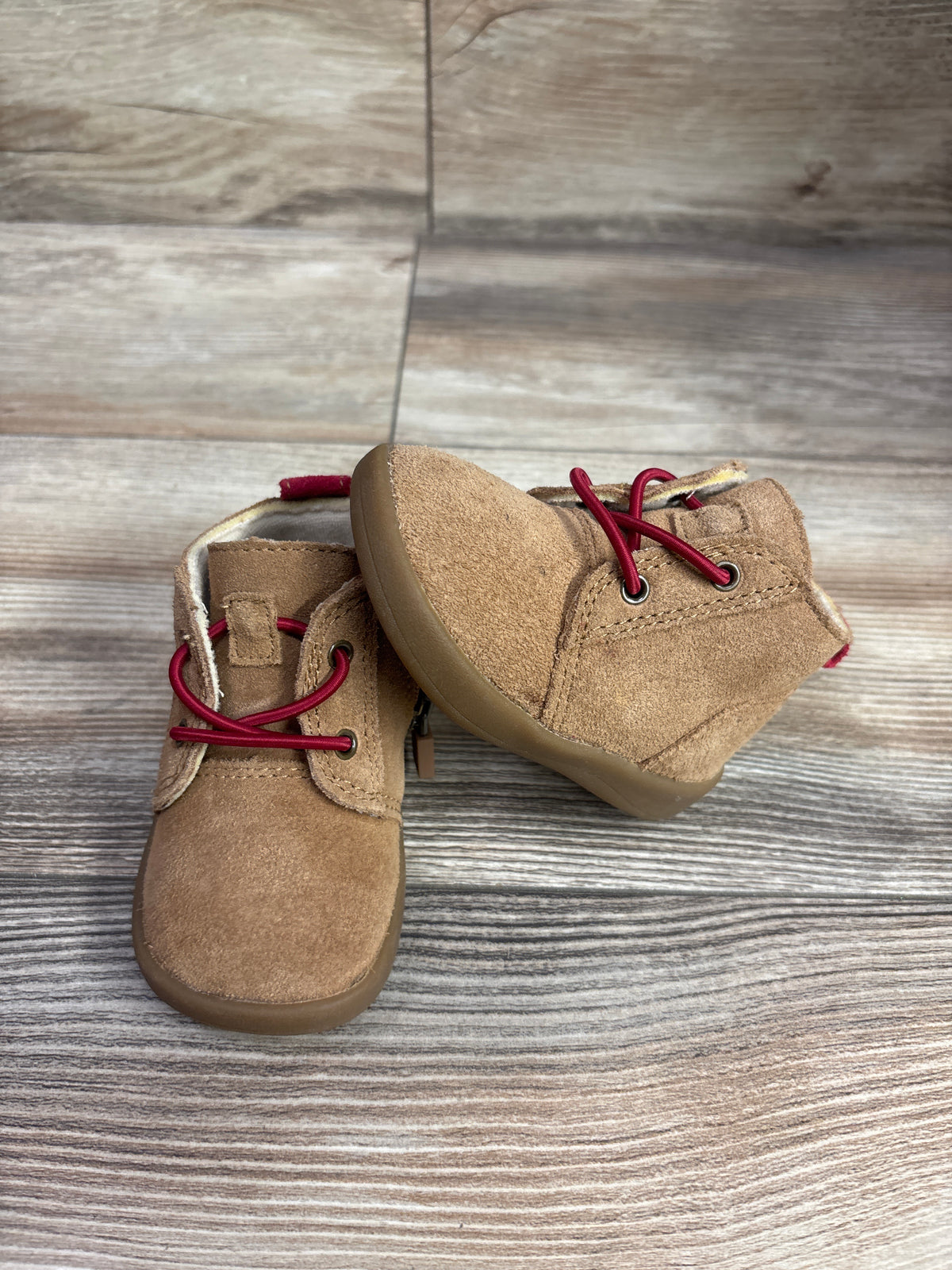 Ugg Kristjan Chukka Boots Chestnut sz 2-3c