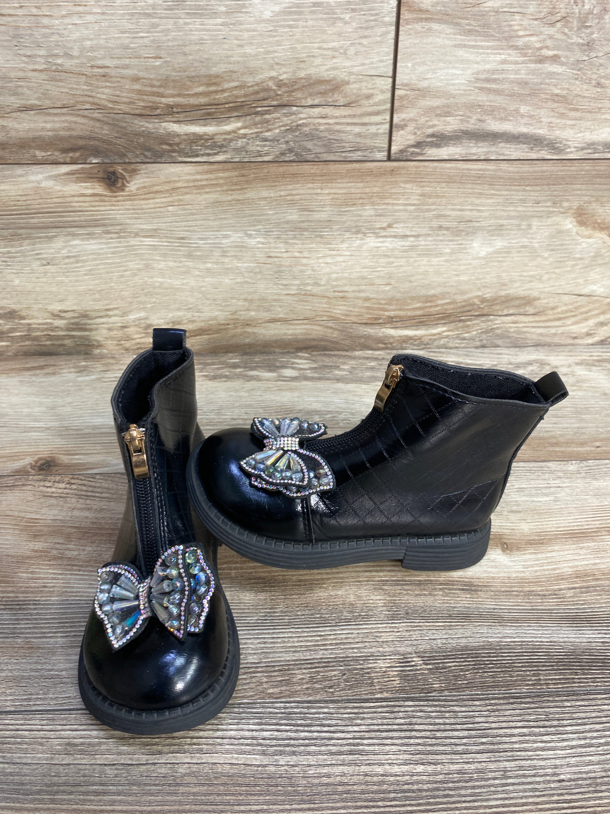 Glossy Chelsea Boots w/ Rhinestone Butterfly Black sz 12c