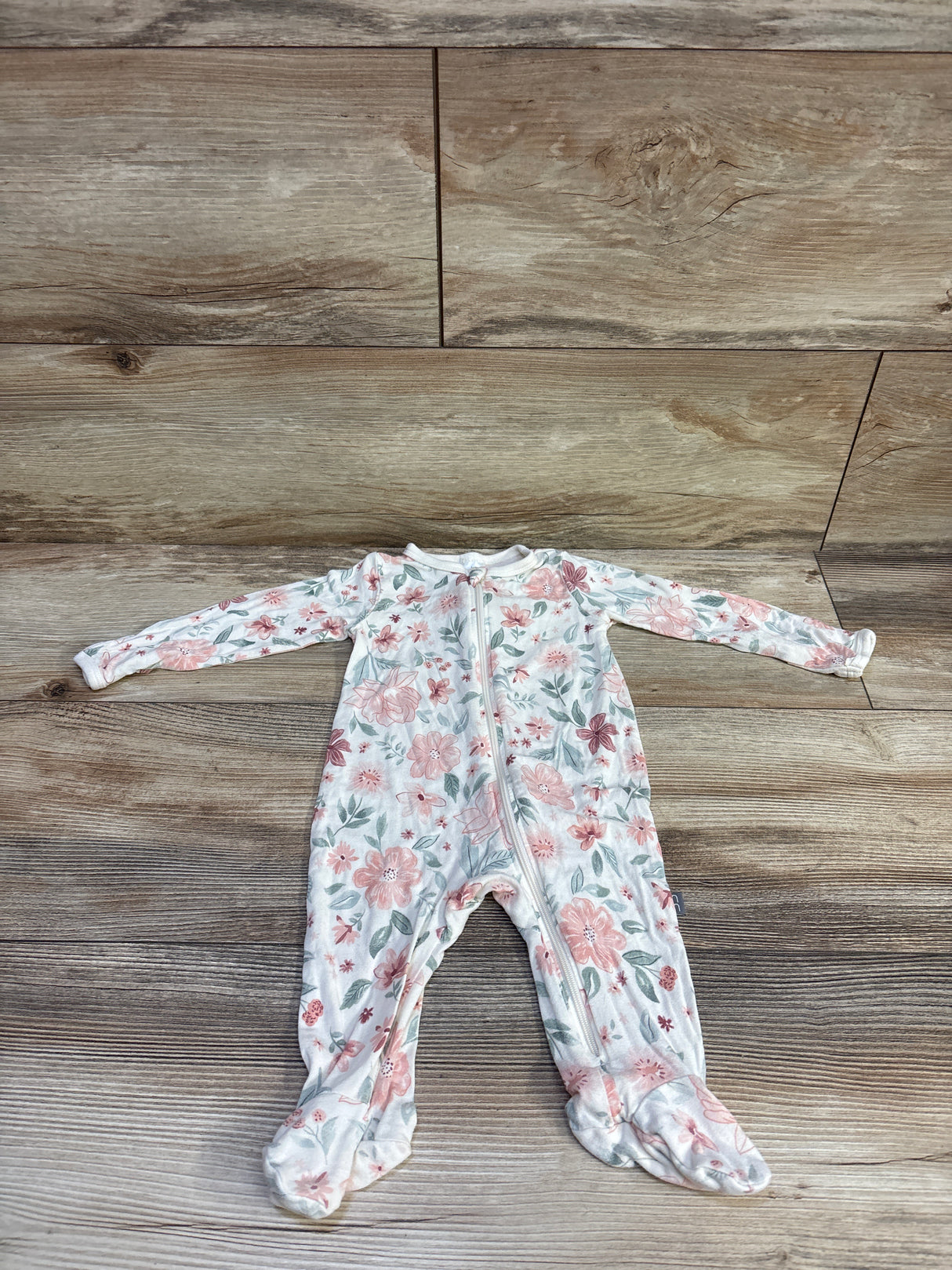 Modern Moments Floral Viscose Sleeper Ivory sz 0-3m