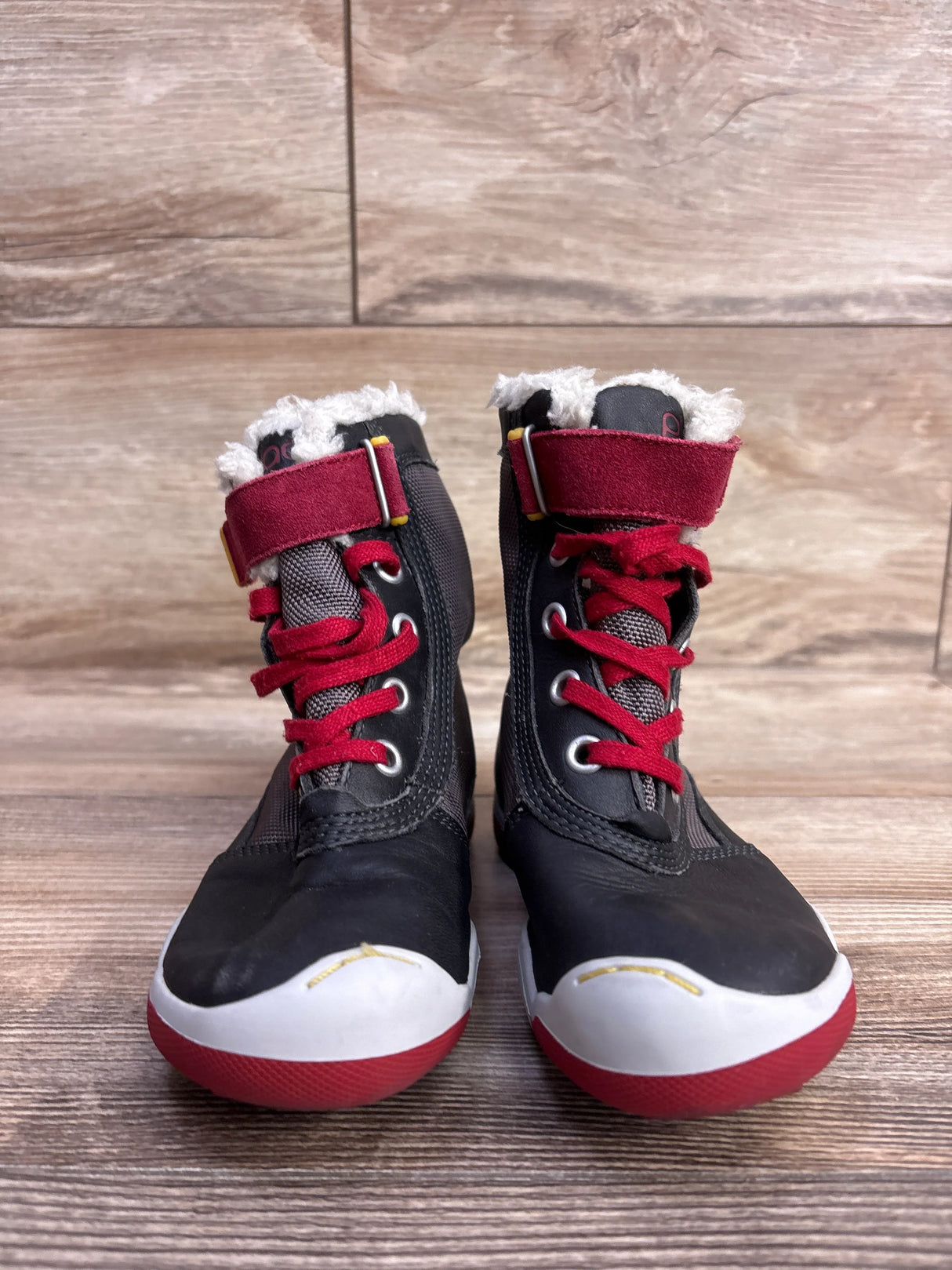 Plae Noel Waterproof Alpine Boots in Raven/Red sz 9.5c