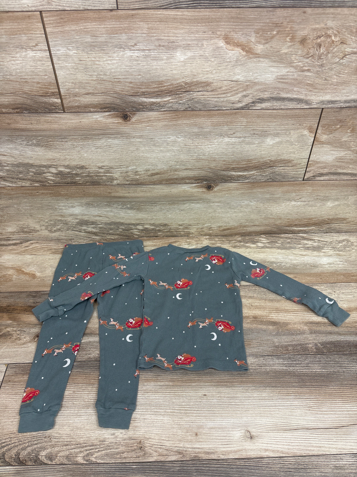Just One You 2pc Ribbed Santa's Sleigh Pajama Set Green sz 2T