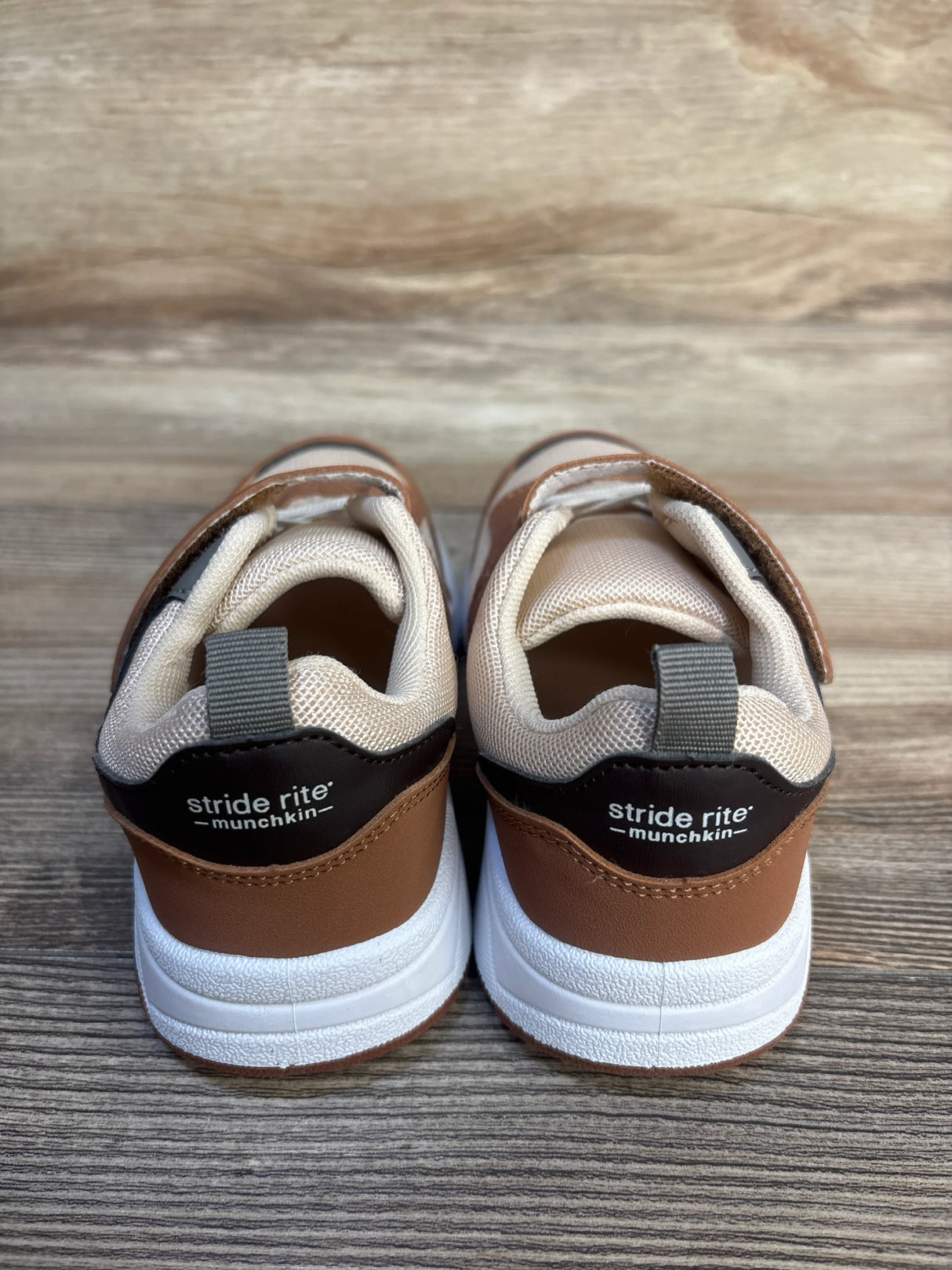 Munchkin by Stride Rite Bean Sneakers Brown sz 13c