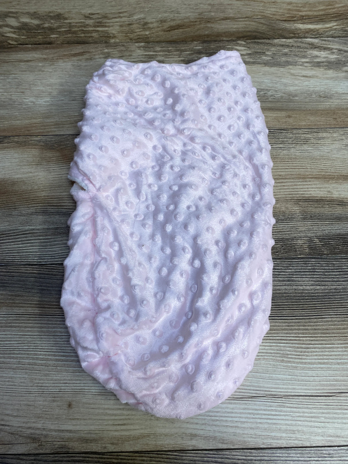 Duck Duck Goose Minky Dot Swaddle Wrap Pink sz 0-3m - Me n Mommy To Be