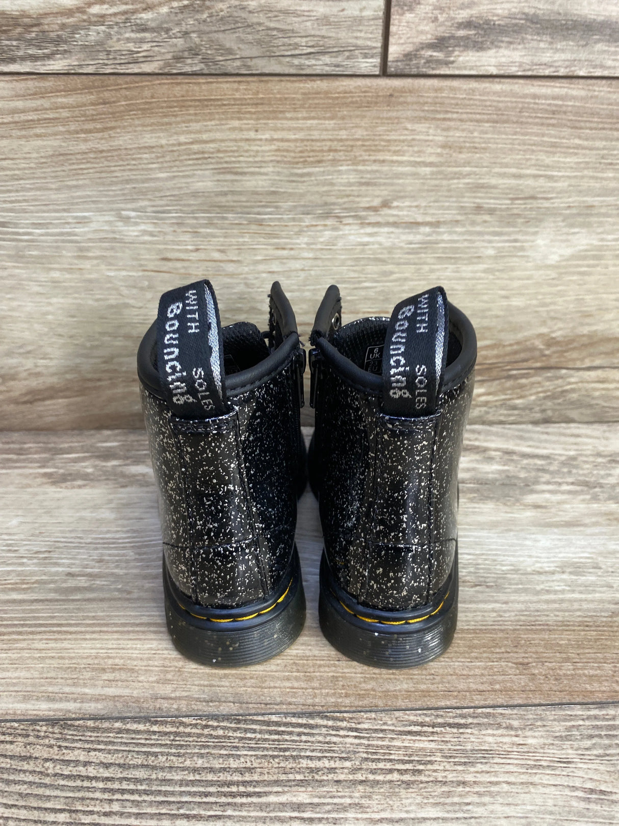 Dr. Martens 1460 Lace Up Boots in Black Cosmic Glitter sz 7c