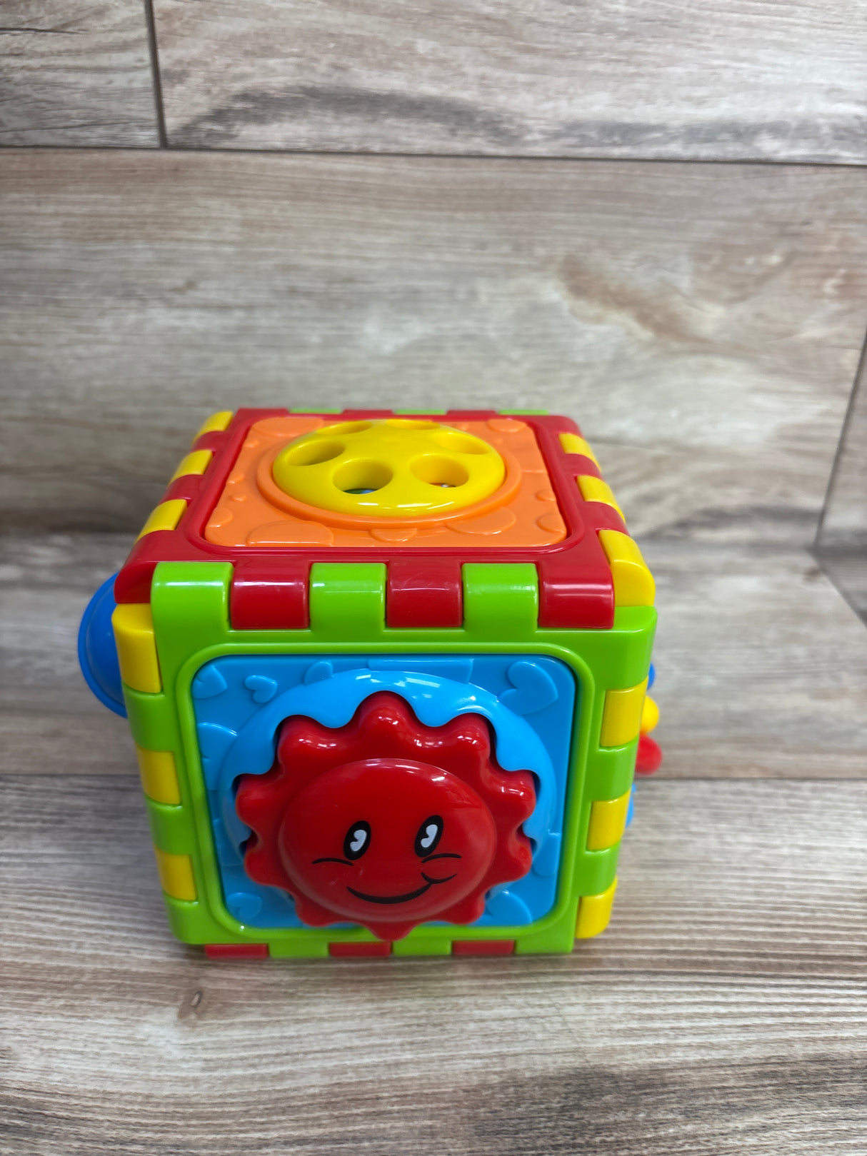 Playgo 6 in 1 Activity Cube