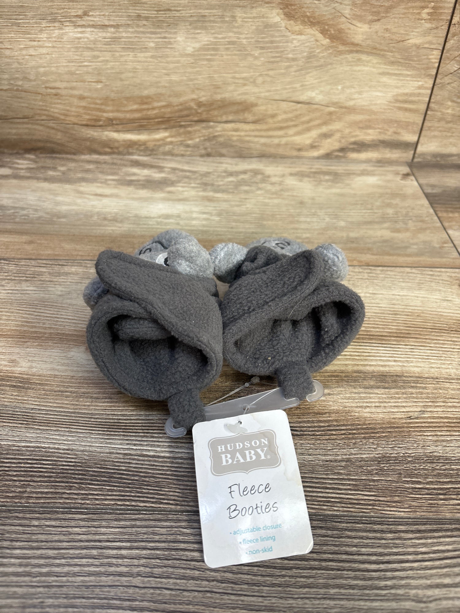 NEW Hudson Baby Fleece Booties Grey sz 1/2c