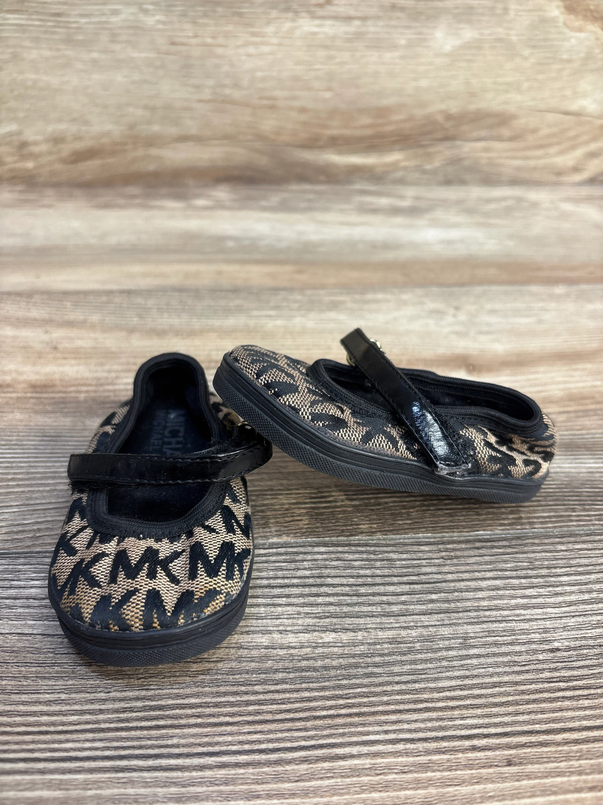 Michael Kors Baby Ivy Strap sz 3c - Me n Mommy To Be