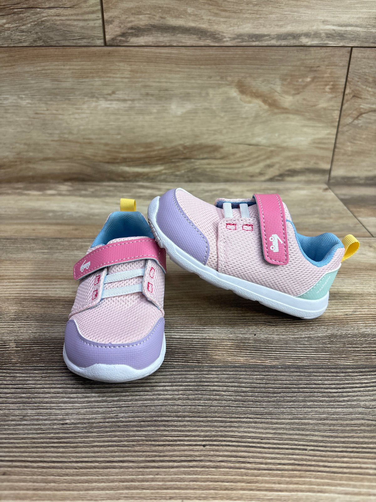 See Kai Run Basics Stryker Casual Sneakers Pink sz 7c