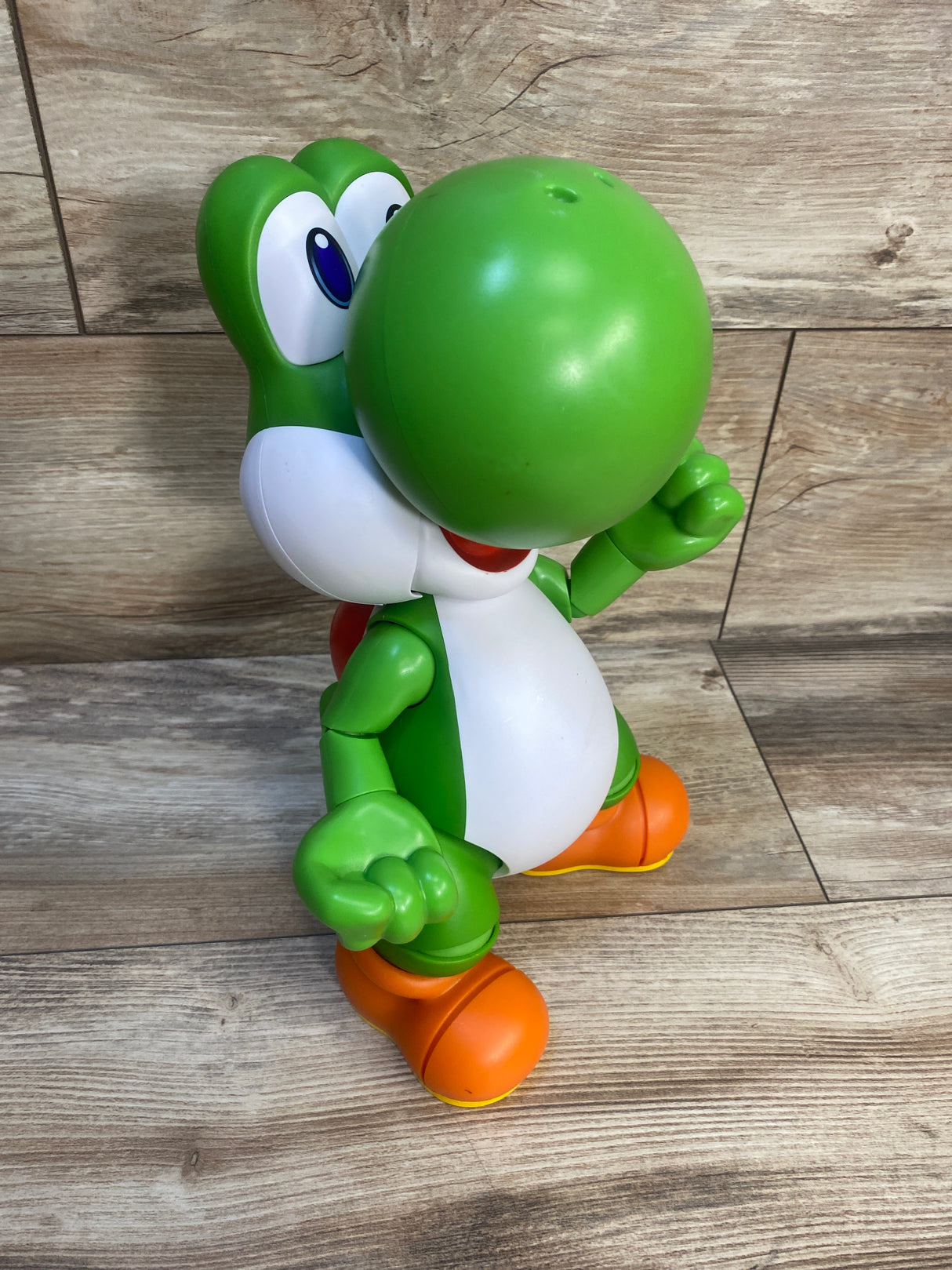 Nintendo Super Mario Let's Go Yoshi Talking Toy