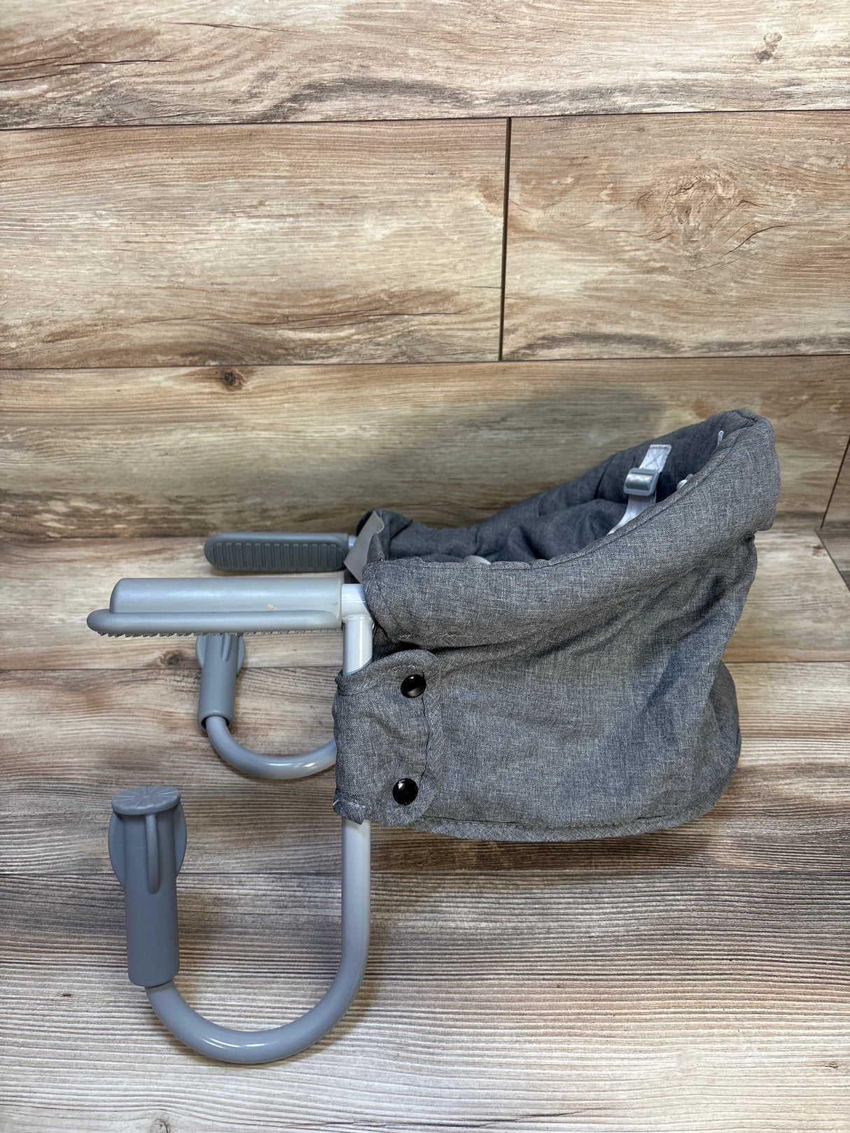 Orzbow Hook On High Chair Grey