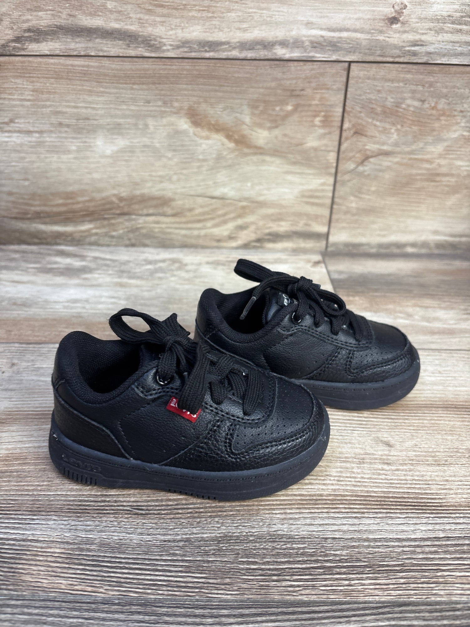 Levi's Drive Lo Sneakers Black sz 6c