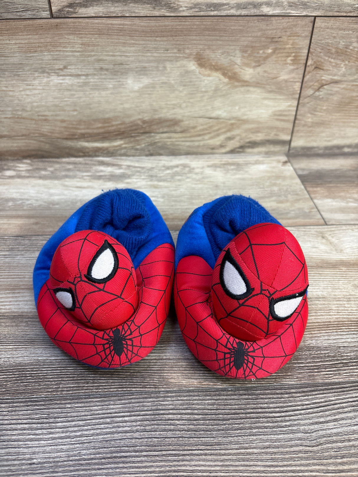 Marvel Spider-Man 3D Plush Slippers Red sz 11/12c