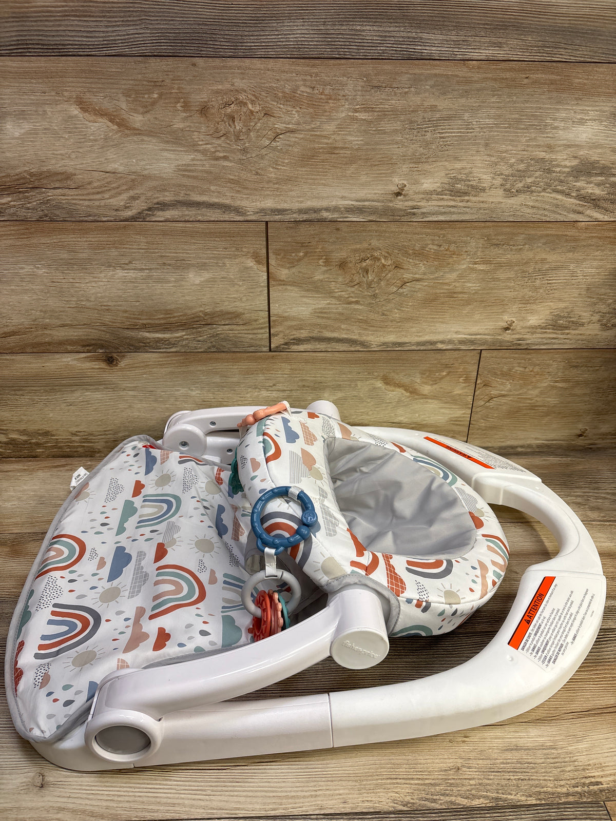Fisher Price Sit-Me-Up Floor Seat in Rainbow Showers