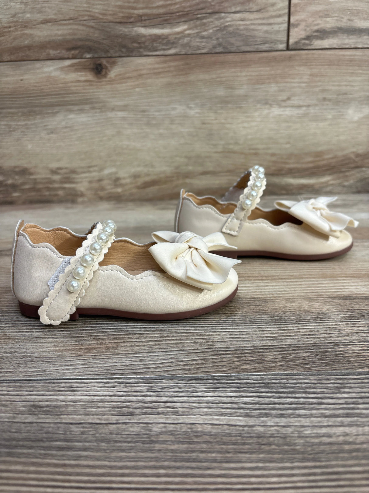 Princess Style Leather Shoes Beige sz 6c - Me n Mommy To Be