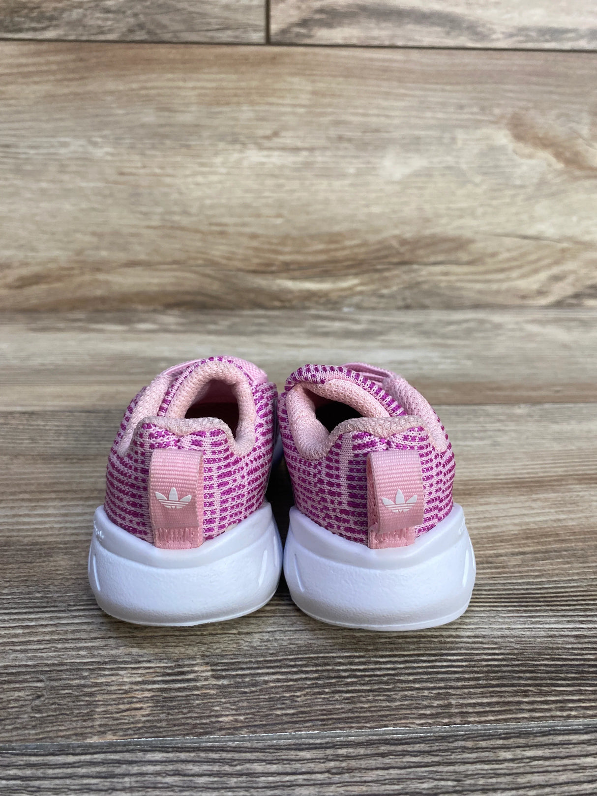 Adidas Swift Run 22 'True Pink' Sneakers sz 4c