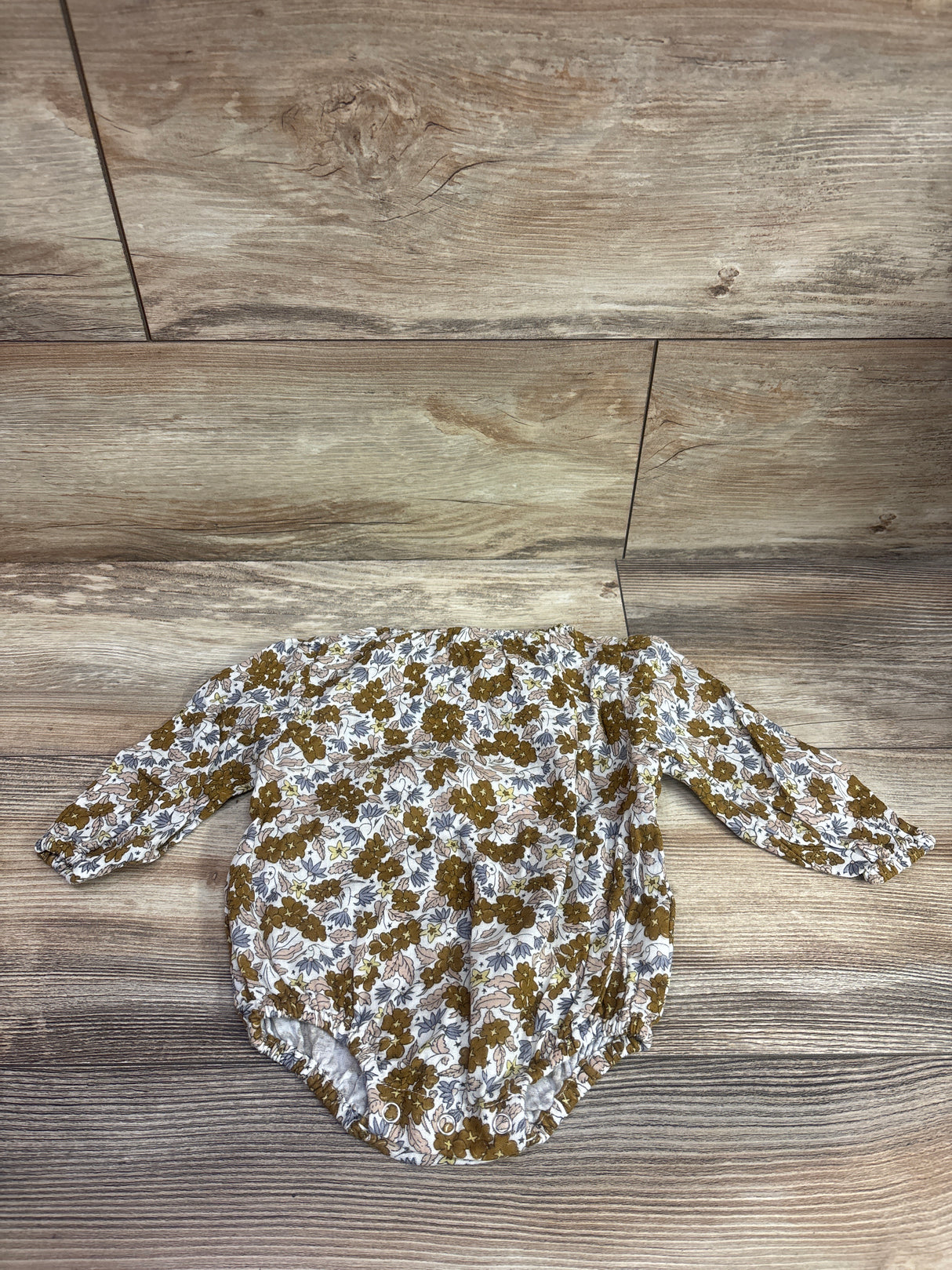 Rylee + Cru Floral Long Sleeve Bubble Romper White sz 0-3m