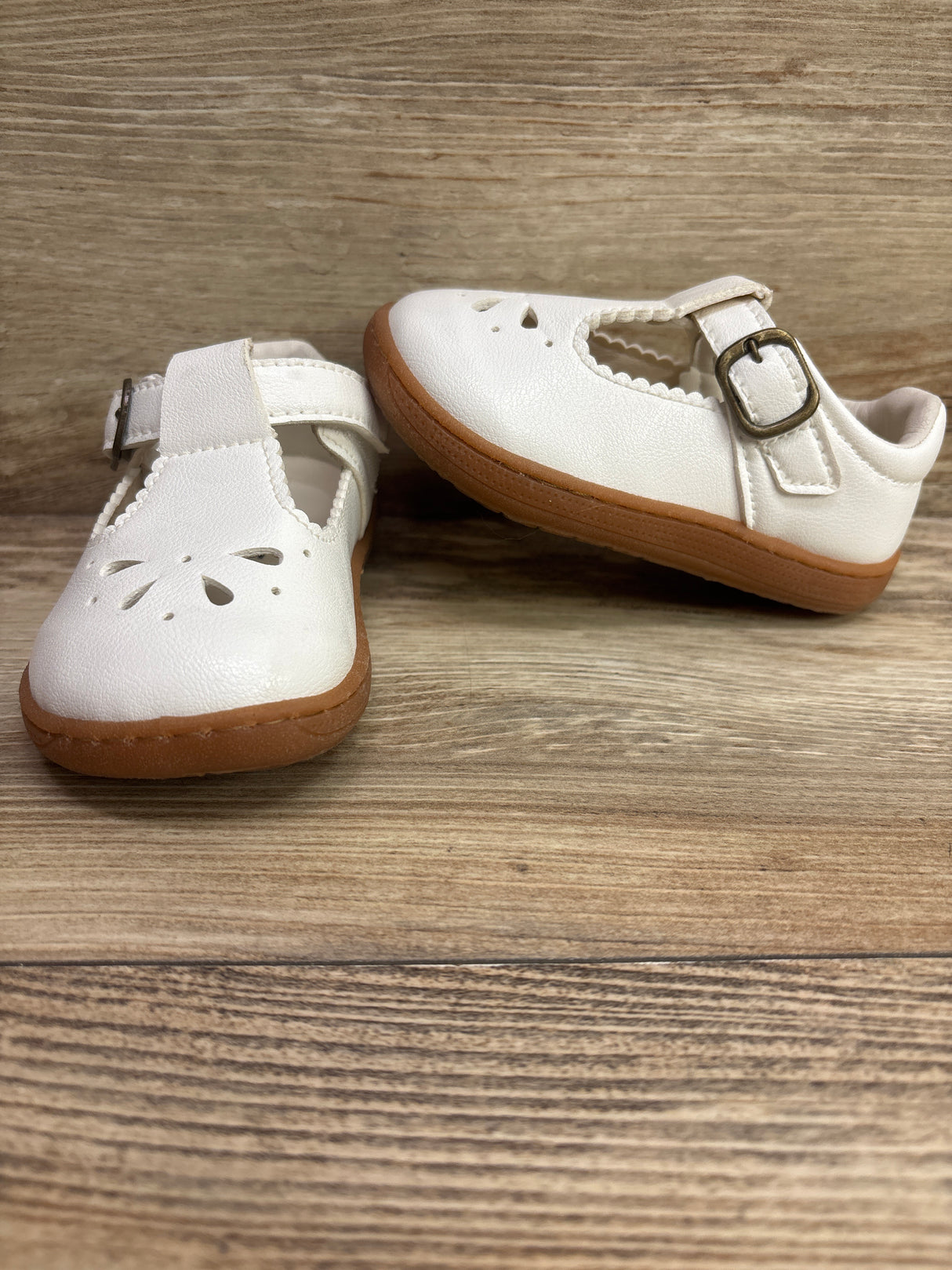 STQ KIDS Wide Toe Box Mary Jane Dress Shoes White sz 6c