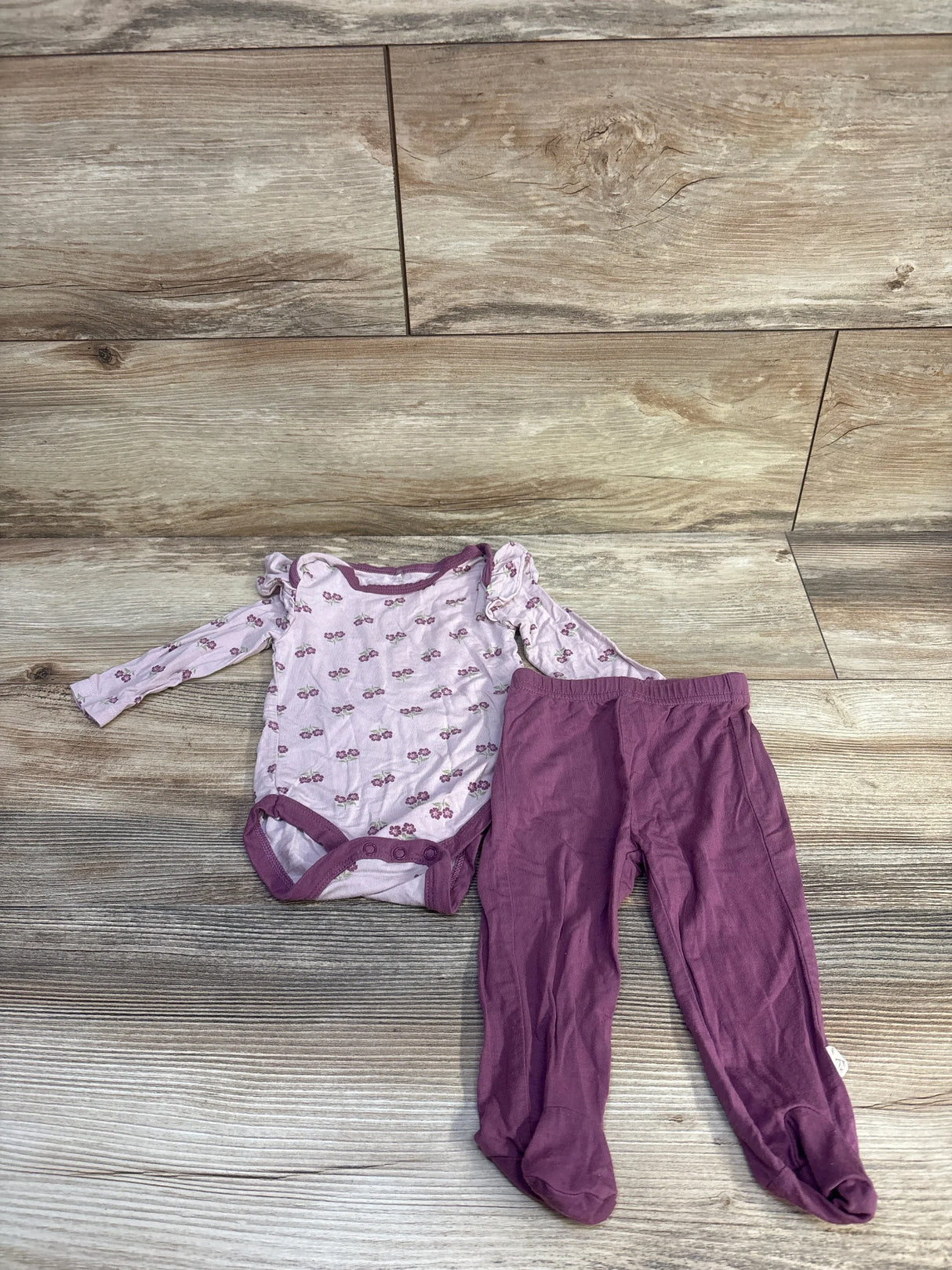 Snug 2pc Modal Bodysuit & Footed Pants Set Purple sz 0-3m