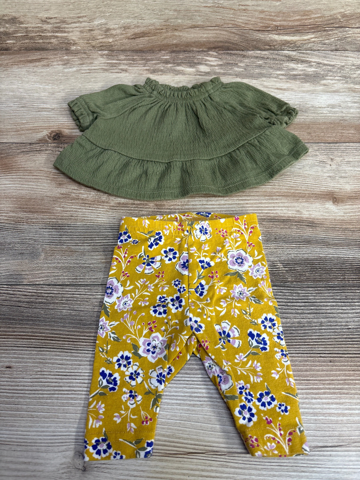 Carter's 2pc Shirt & Floral Bottoms Green sz Newborn