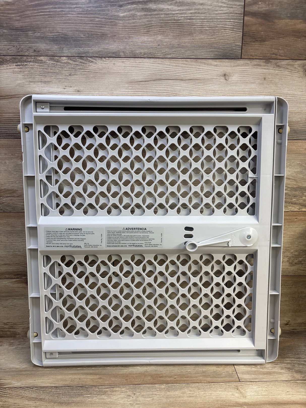 Toddleroo by North States Supergate Classic Gate Grey 26''-42''