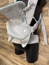 Infantino Flip 4-In-1 Light & Airy Convertible Carrier Light Grey 8-32lbs