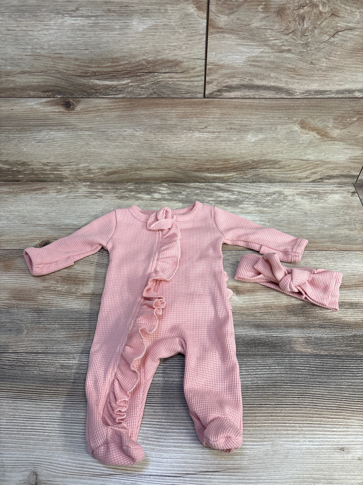 Tiny & Teeny Tots 2pcs Waffle Ruffles Onesie Pink sz Newborn