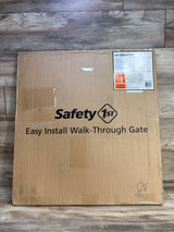 NEW Safety 1st Easy Install Walk Through Gate White 29''-38''