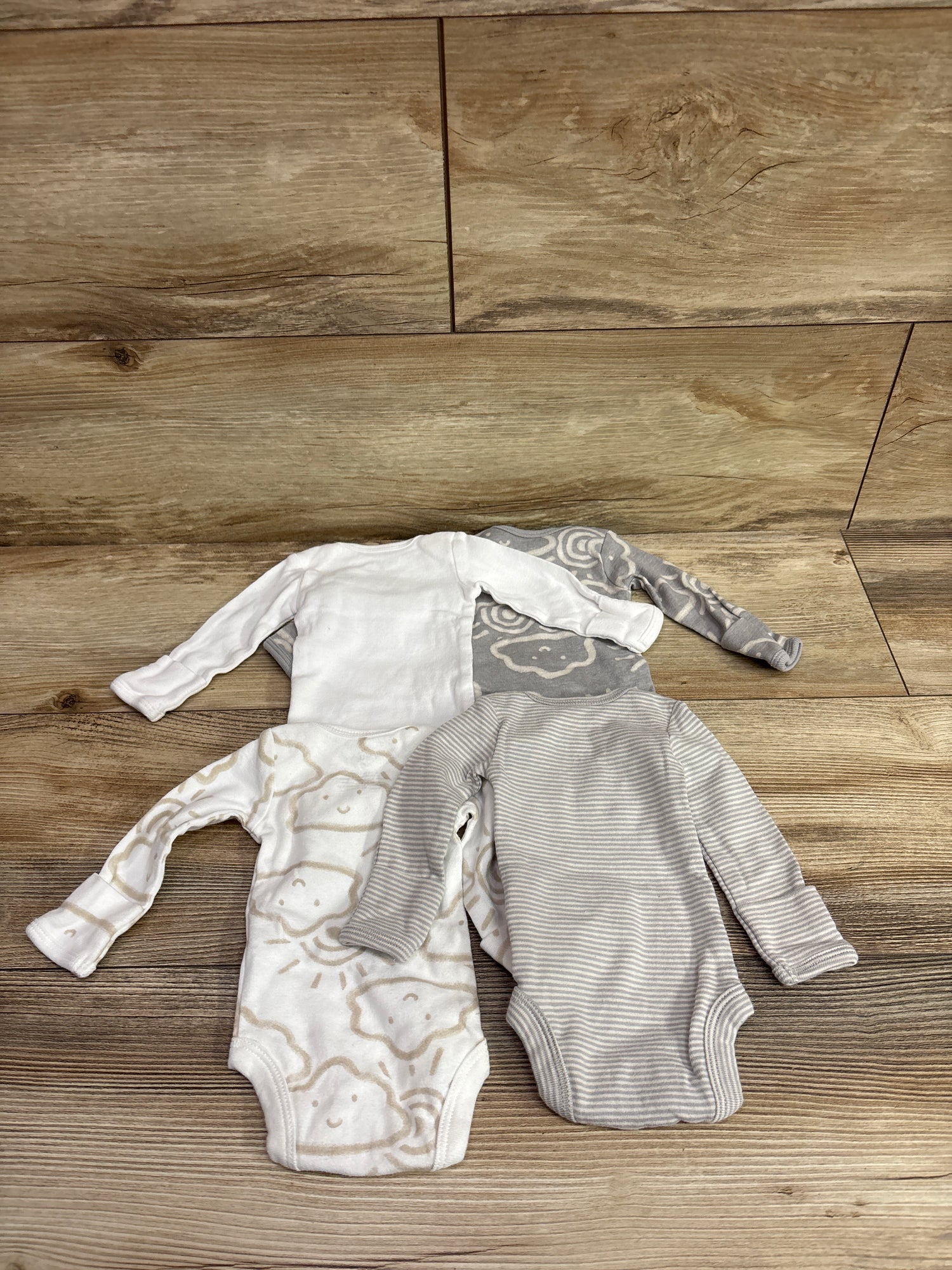 Carter's 4pk Bodysuits White sz Preemie