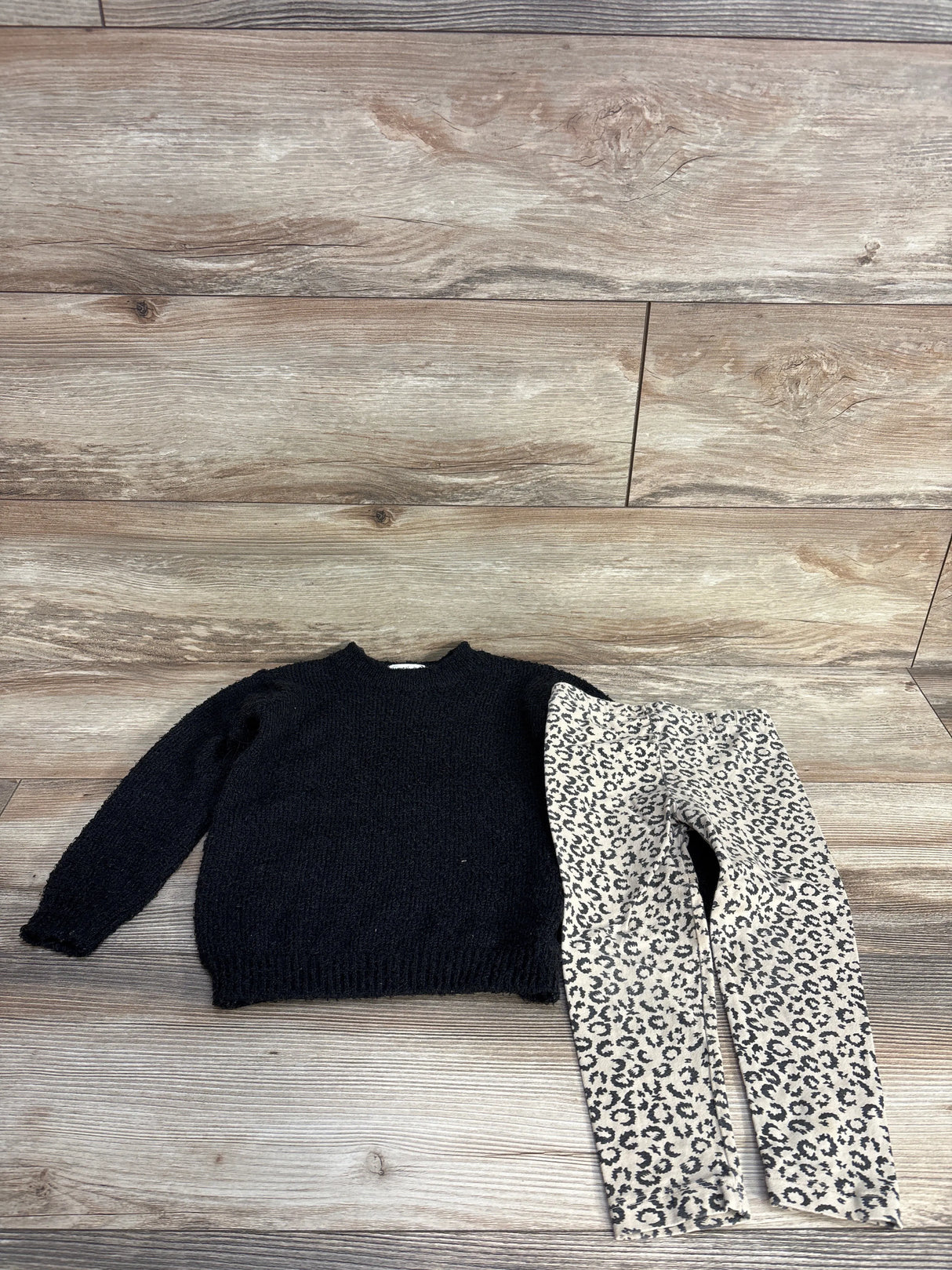 Jessica Simpson 2pc Fuzzy Chunky Knit Sweater & Leopard Leggings Black sz 4T
