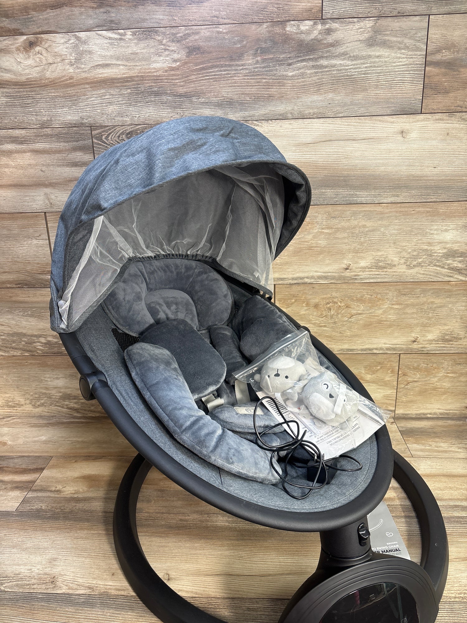 BabyBond Bluetooth Baby Swing, Black