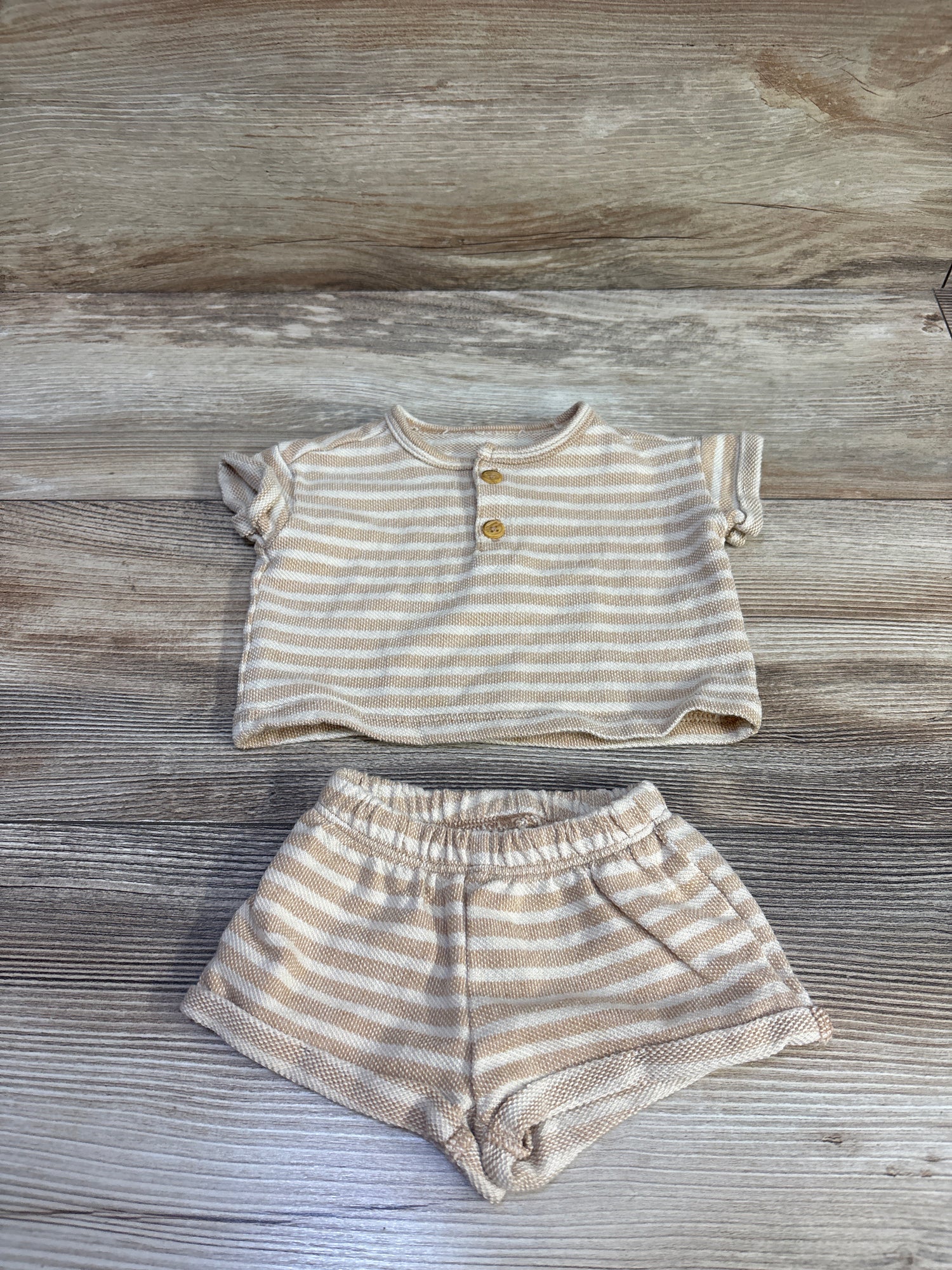 Cloud Island 2pc Textured Henley Shirt & Shorts Set Beige sz Newborn