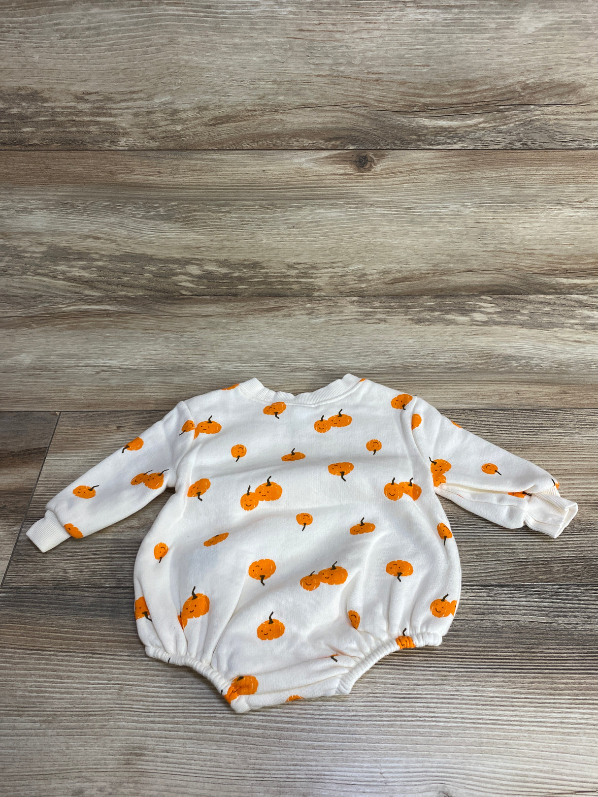 Old Navy Sweater Pumpkin Shortie Romper Cream sz 0-3m