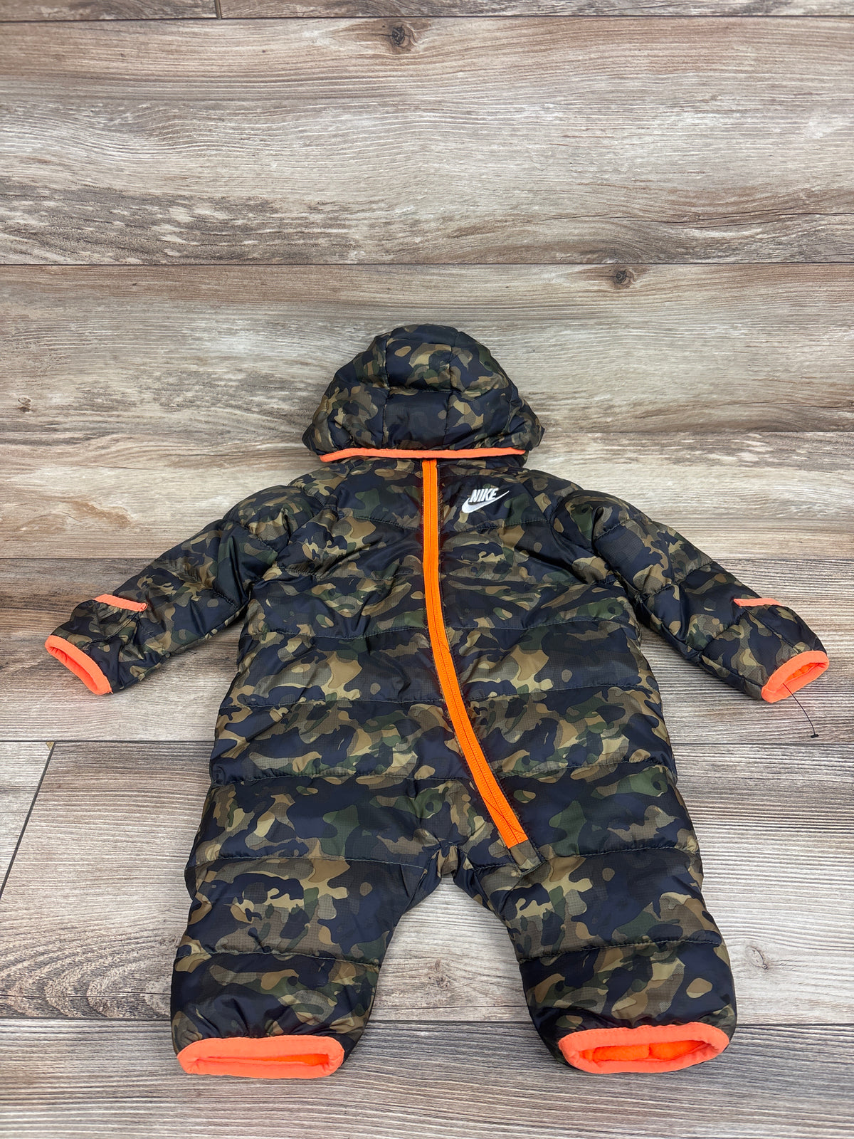Nike Camo Puffer Snowsuit Green sz 3m