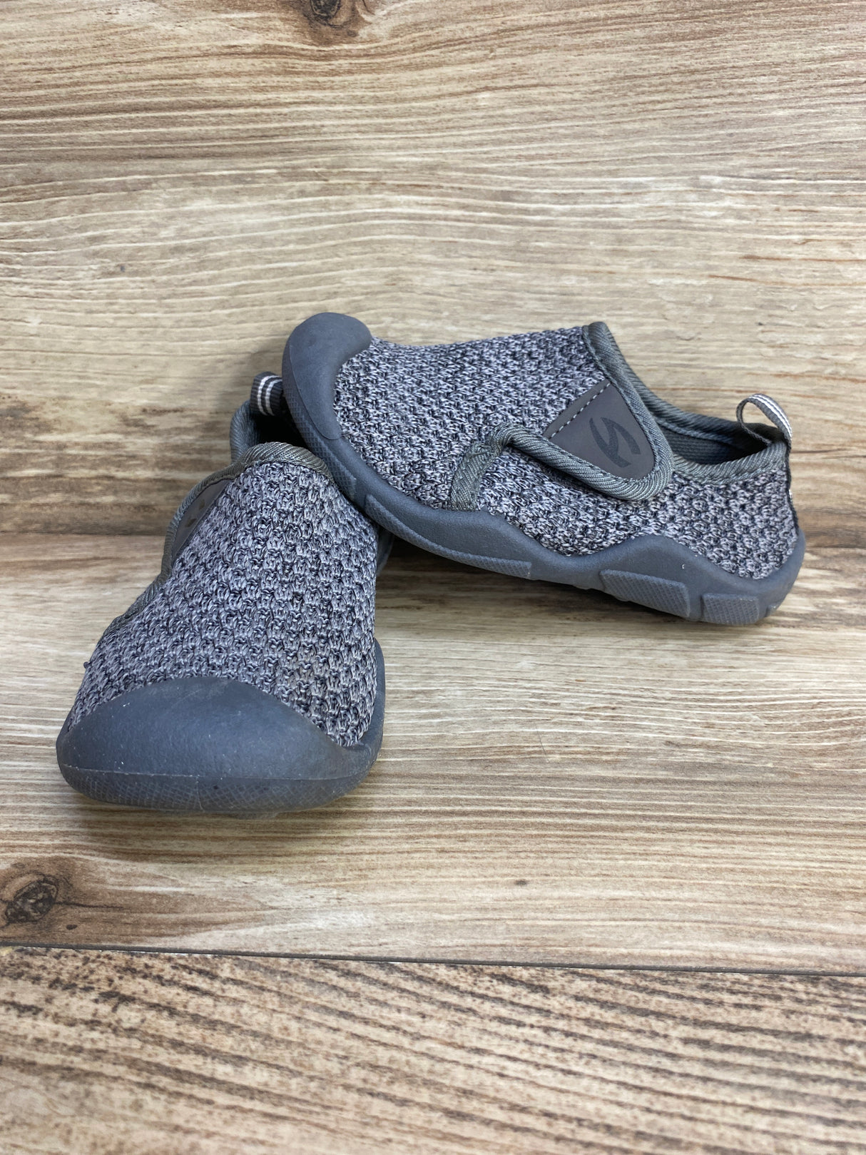 Hobibear Lightweight Breathable Athletic Sneakers Grey sz 8.5c