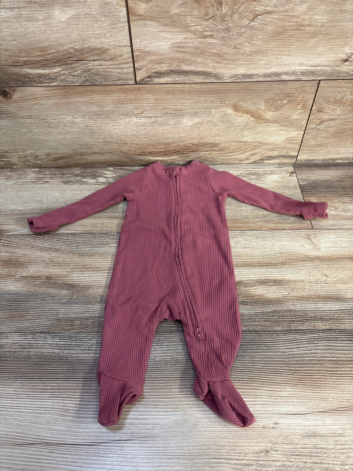 Old Navy Ribbed Sleeper Mauve sz 0-3m