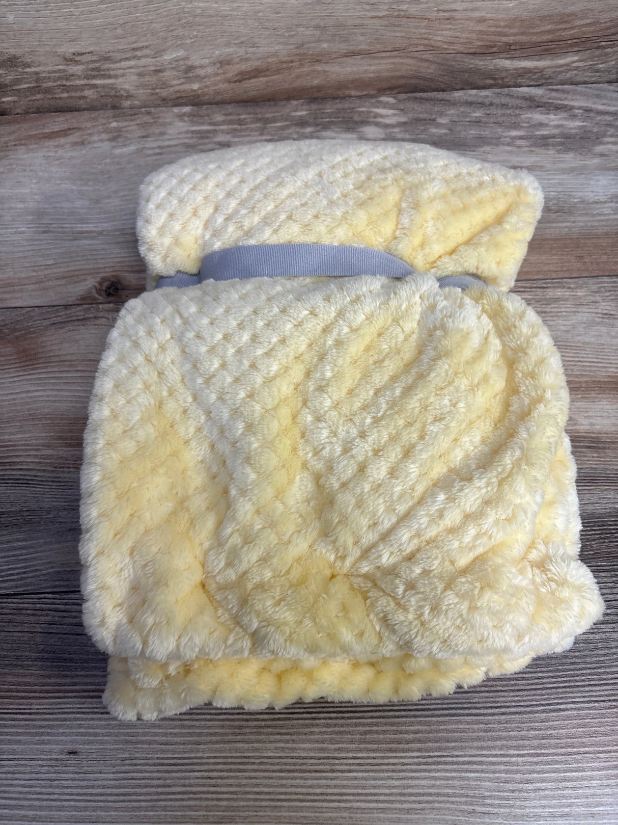 NEW Adirondack Soft & Shimmery Baby Blanket Yellow