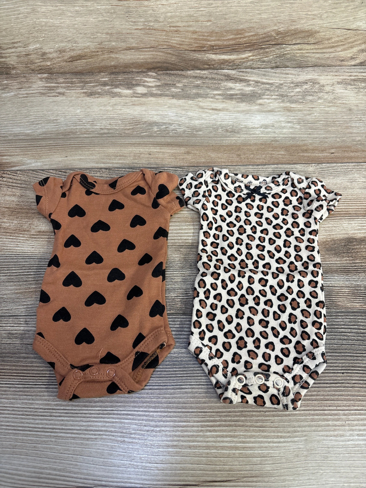 Hudson Baby 2pk Leopard Print Bodysuits Tan sz Preemie