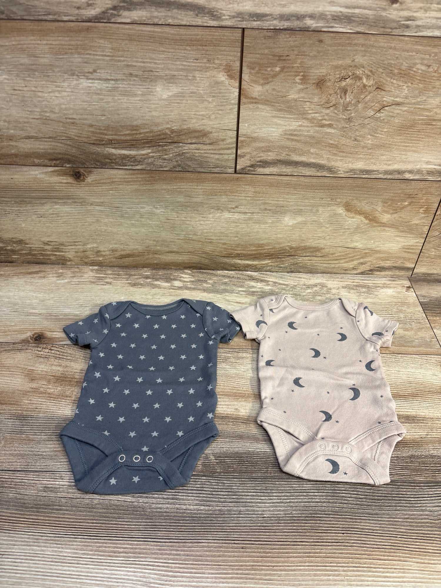 Cloud Island 2pk Bodysuits Tan sz Newborn